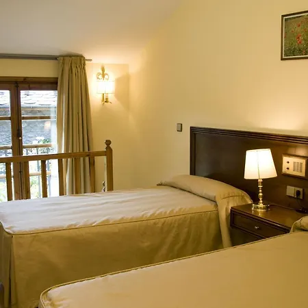 Отель Santa Barbara De La Vall D'ordino 3*