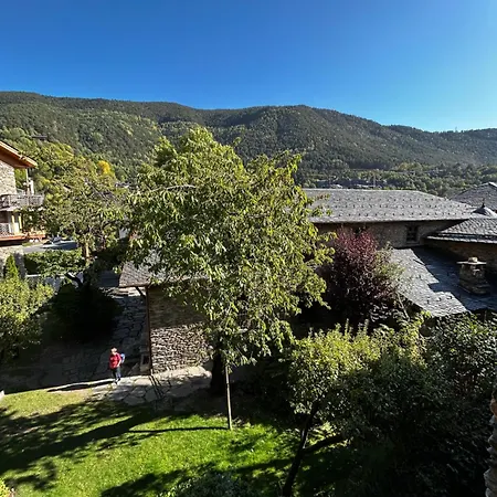 Santa Barbara De La Vall D'ordino Отель
