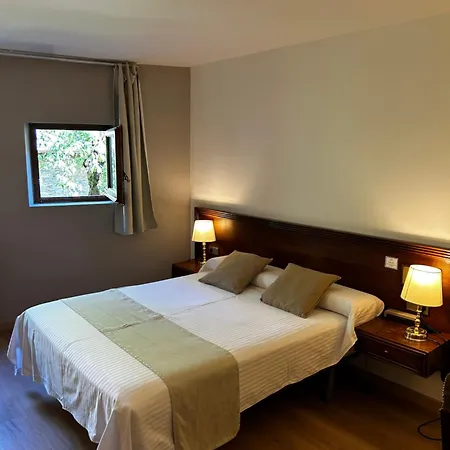 Santa Barbara De La Vall D'ordino Отель