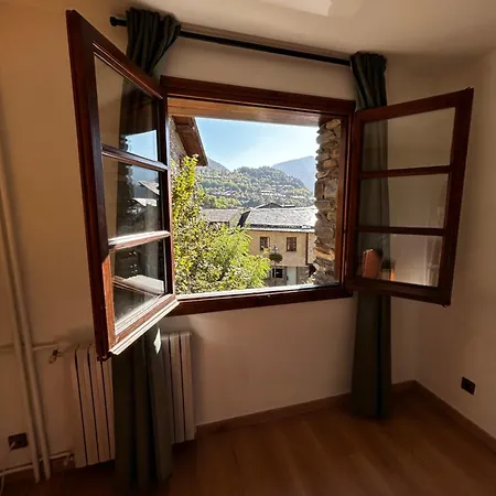 Santa Barbara De La Vall D'ordino Отель Ордино