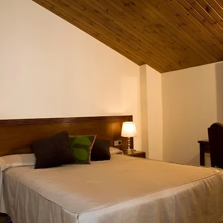 Santa Barbara De La Vall D'ordino 3* Ордино