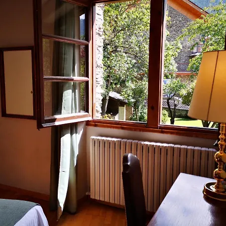Отель Santa Barbara De La Vall D'ordino Ордино