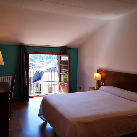 Santa Barbara De La Vall D'ordino 3*